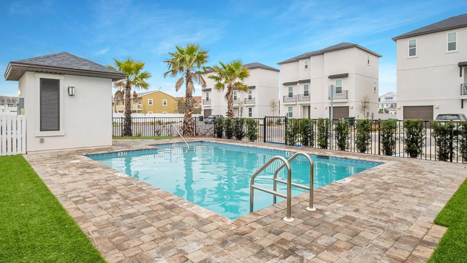 Grand Verano Chateau With Heated Pool And Lsv Destin Holiday home