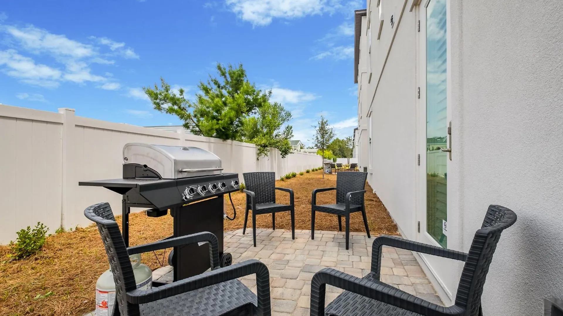 Grand Verano Chateau With Heated Pool And Lsv Destin